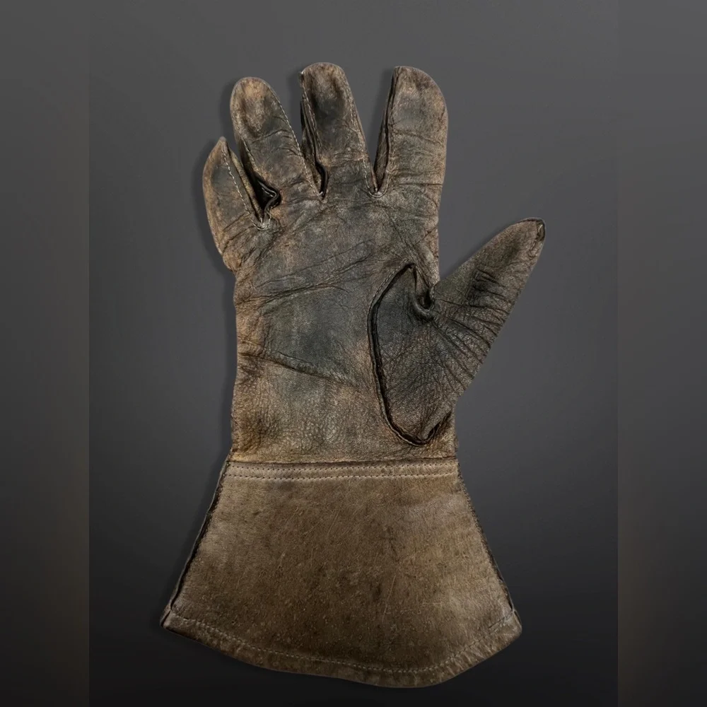 ⚡️HARLEY-DAVIDSON⚡️ Vintage Leather/Studded Guantlet Motorcycle Gloves - Picture 6 of 14